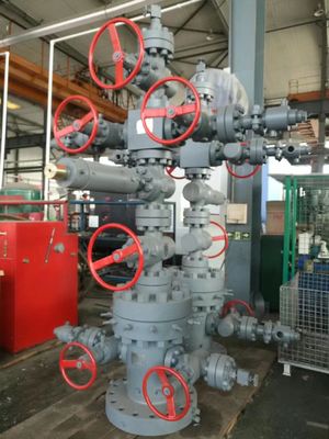 Wellhead và Christmas Tree Thiết bị với ống đầu lồng đầu chéo và van cổng